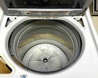 WASHER MAYTAG INSIDE