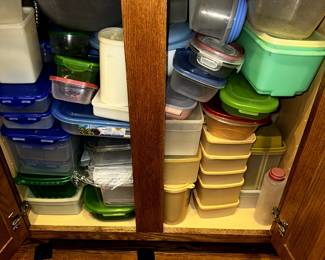 TUPPERWARE