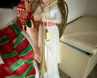 BLOW MOLD ANGEL