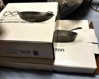 CAST IRON SKILLET AND PAN NIB