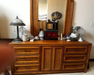 DRESSER WITH MIRROR