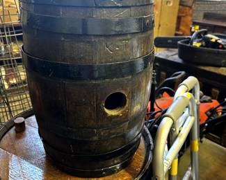 WOODEN BEER KEG SMALL
