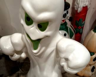 BLOW MOLD GHOST