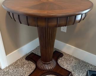 Round pedestal side table 