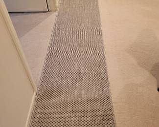 Extra long runner