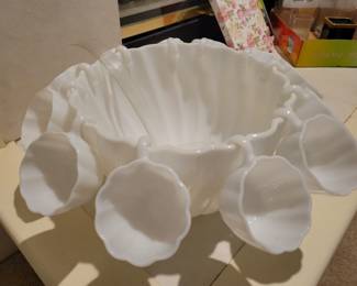 Punch bowl set