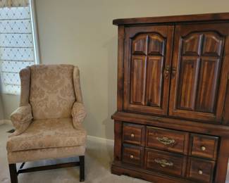Clothing armoire