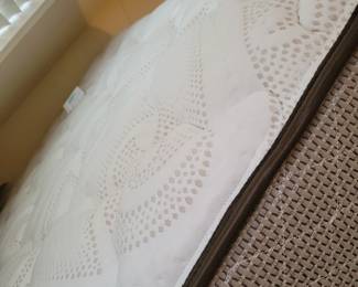 Nice mattress - hardly used