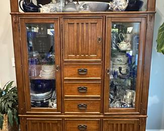 Kathy Ireland Lighted China Cabinet 