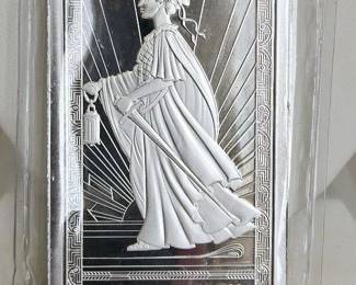 10 Ounce .999 Fine Silver Bar "Lady Liberty PAMP Suisse Gem Condition
