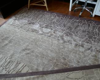 SAFAVIEH 100 % wool Rug  9' x 12'