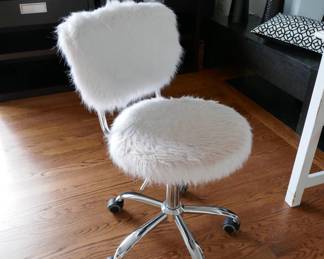 desk chair