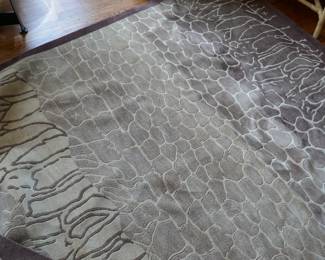 SAFAVIEH 100 % wool Rug  9' x 12'