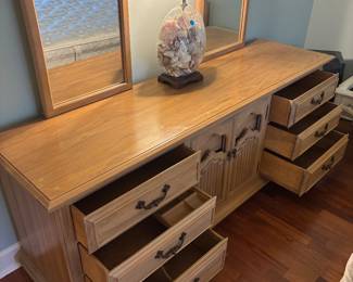 Thomasville King bed, headboard and dresser with 2 mirrors.   HB: 79.5”w 49”t
Dresser: 77”w 21”d 30”t. W mirror 84”t
$ 650.00 set