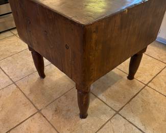 Vintage Butcher Block 30.5”x 30.5” x 30.5”. 14” thick. Very Heavy 
Came out of Meat processing plant in Jay
