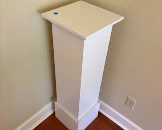 White Wood Column 13”x13”x40”t
$125.00