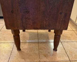 Vintage Butcher Block 30.5”x 30.5” x 30.5”. 14” thick. Very Heavy 
Came out of Meat processing plant in Jay
