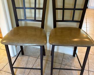 (2) Black Metal counter Stools
20”w 17.5”d 40”t.    $125.00 pair