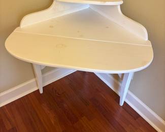 White Wood Corner Drop Leaf Table
35”w 24.5”L 20”-30”d.     $125.00