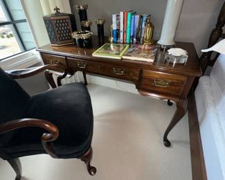 Pennsylvania House Desk