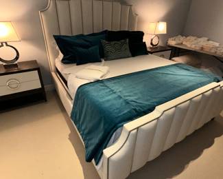Bernhardt Bed 