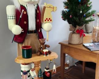 Giant Nut Cracker Christmas Decor'