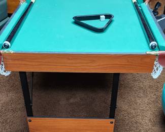 Mini Pool Table 