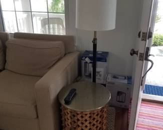 Floor lamp