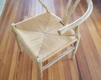 Accent chair