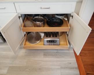 Cabinetry by Diamond has pull-out shelves