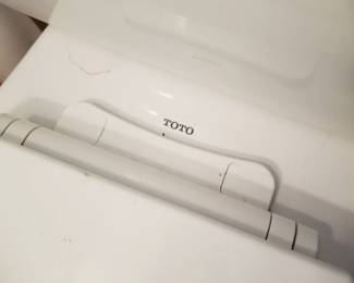TOTO toilet