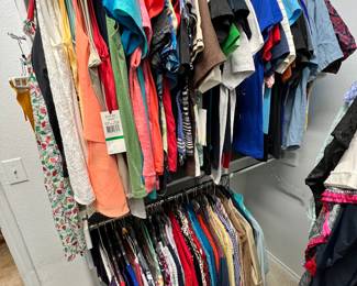Ladies clothes small to medium