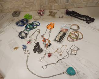 LOT OF JEWELRY