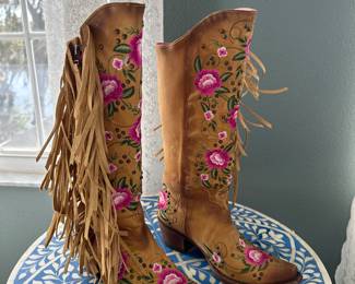 Junk Gypsy Leather Fringe Floral Boots - Size 9