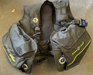 Aqua Lung Buoyancy Compensator