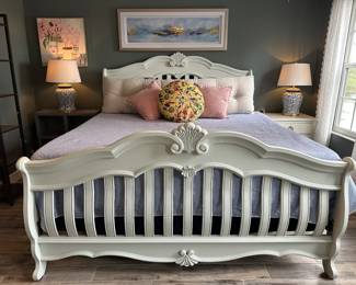 King Coastal Style Sleigh Bed - Lamps NFS