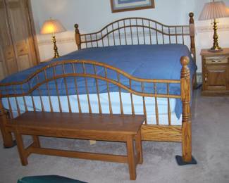  King size oak bed - Oak bench