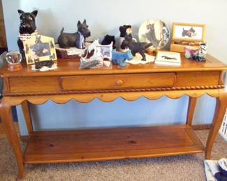 Oak sofa/foyer table - Scotty doggy fun stuff