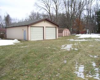 Pole Barn & Shed