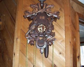 Vtg. German Black Forest Cuckoo Clock