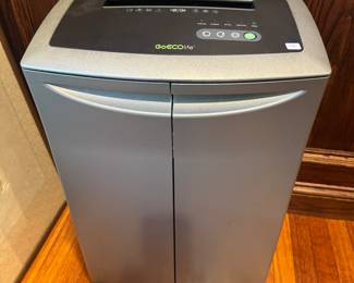 GOecolife Model: GXC180TIB Paper & CD Shredder