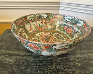 Vintage Chinese Rose Medallion Bowl