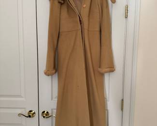 Women's I'nto Hooded Overcoat Size 55