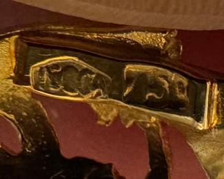 18K Gold Shell Cameo Pin