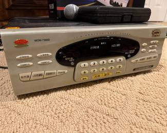 Taijin Media WOW-7300D Karaoke Machine