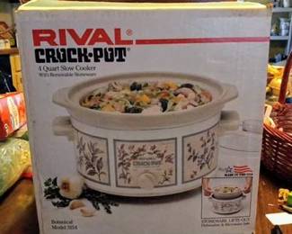 Vintage crock pot new in box