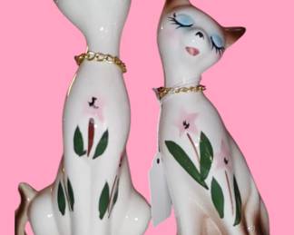 ceramic cats with necklaces