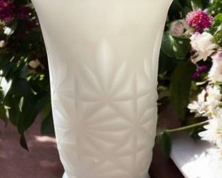 Pretty vintage white milk glass floral vase