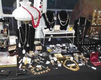 Sterling silver and other vintage jewelry gold jewelry will be at the checkout counter in front of me. The appropriate weights are on each piece of jewelry. please do not come to the gold jewelry & began trying to weigh each piece. This will hold up the line for others that want to check out. The jewelry will not be sold for deduced priced on Thursday Friday or Saturday. There will be some reductions on Sunday by Gram weights only. This will not include the large diamond ring.