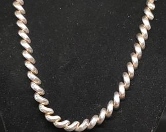 Beautiful sterling silver 925 Italian San Marco necklace and matching bracelet